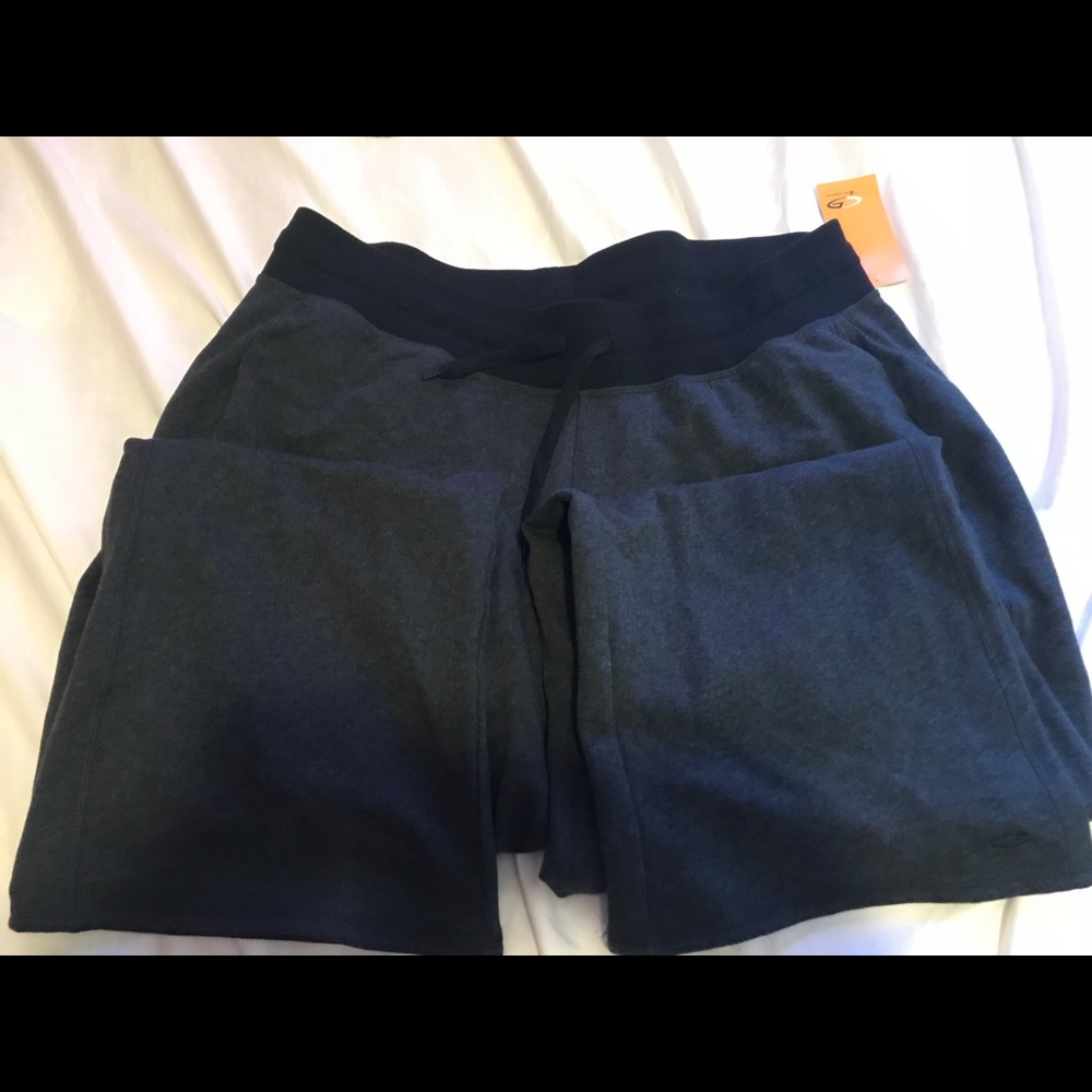 Champion Grey Sweatpants NWT Fleece